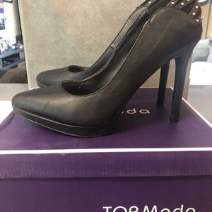 Top Moda black leather heels size 8
